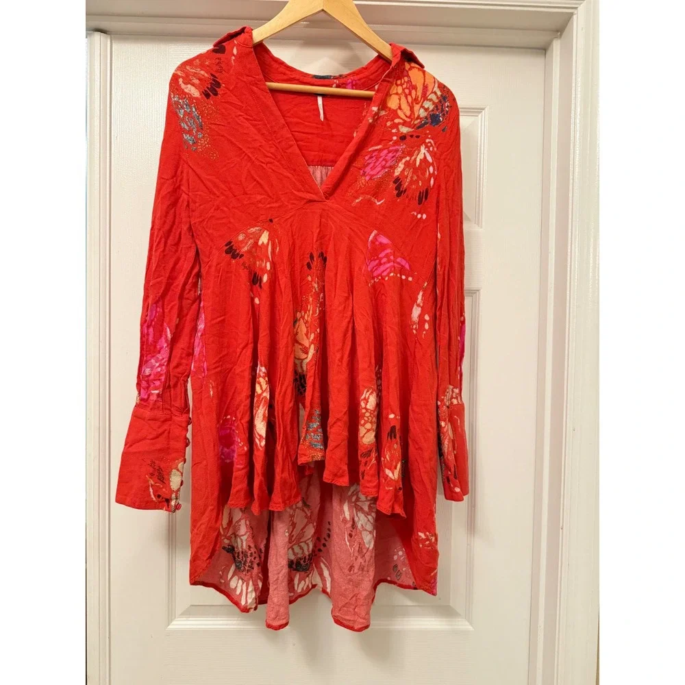 Free People Tunic Women Small Red Butterfly Wing Print High Low V-Neck Boho Top